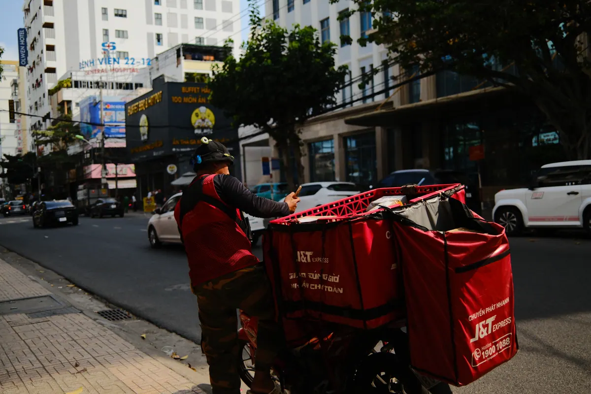 Vietnam photograph by Artem Shutkin, April