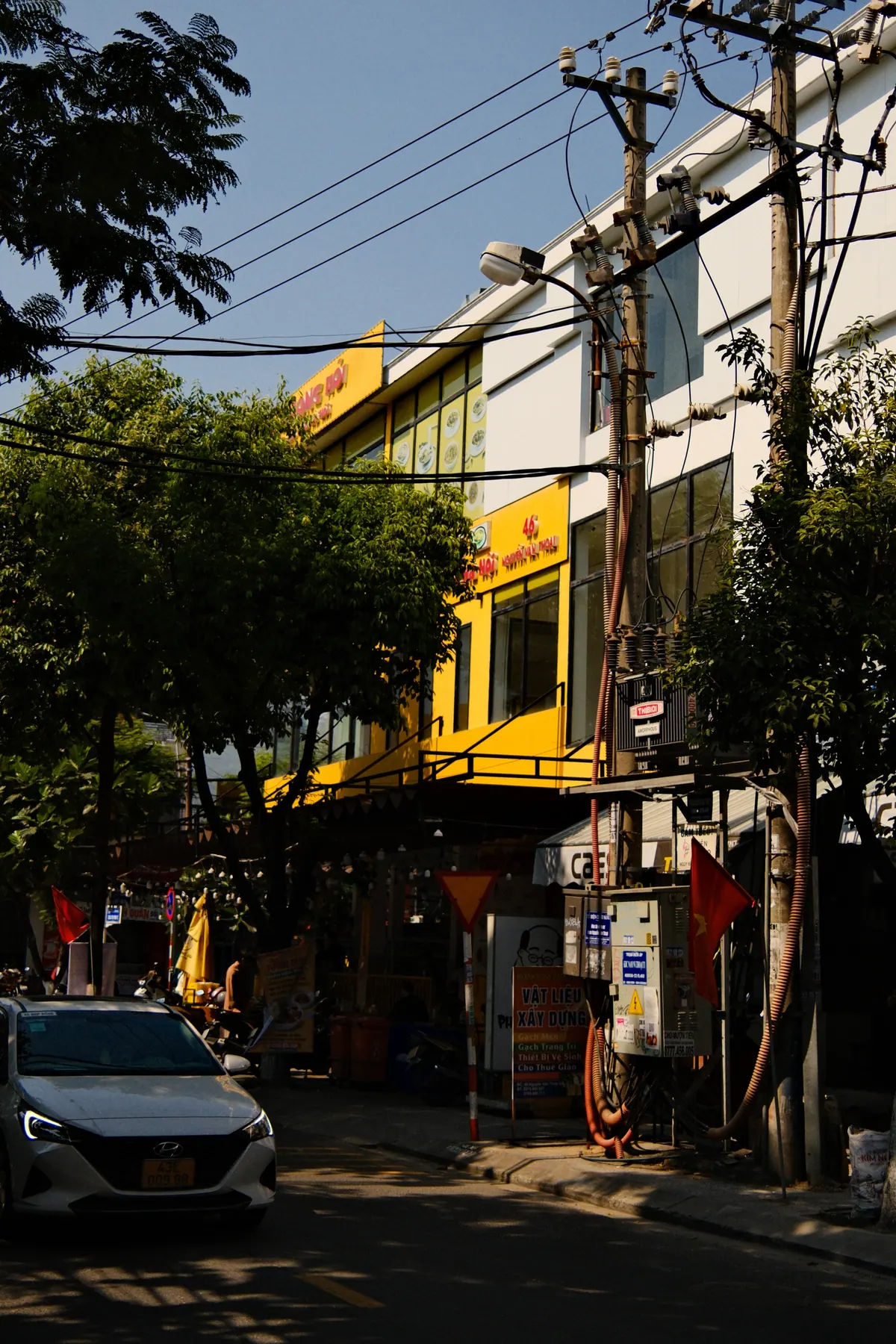 Vietnam photograph by Artem Shutkin, March