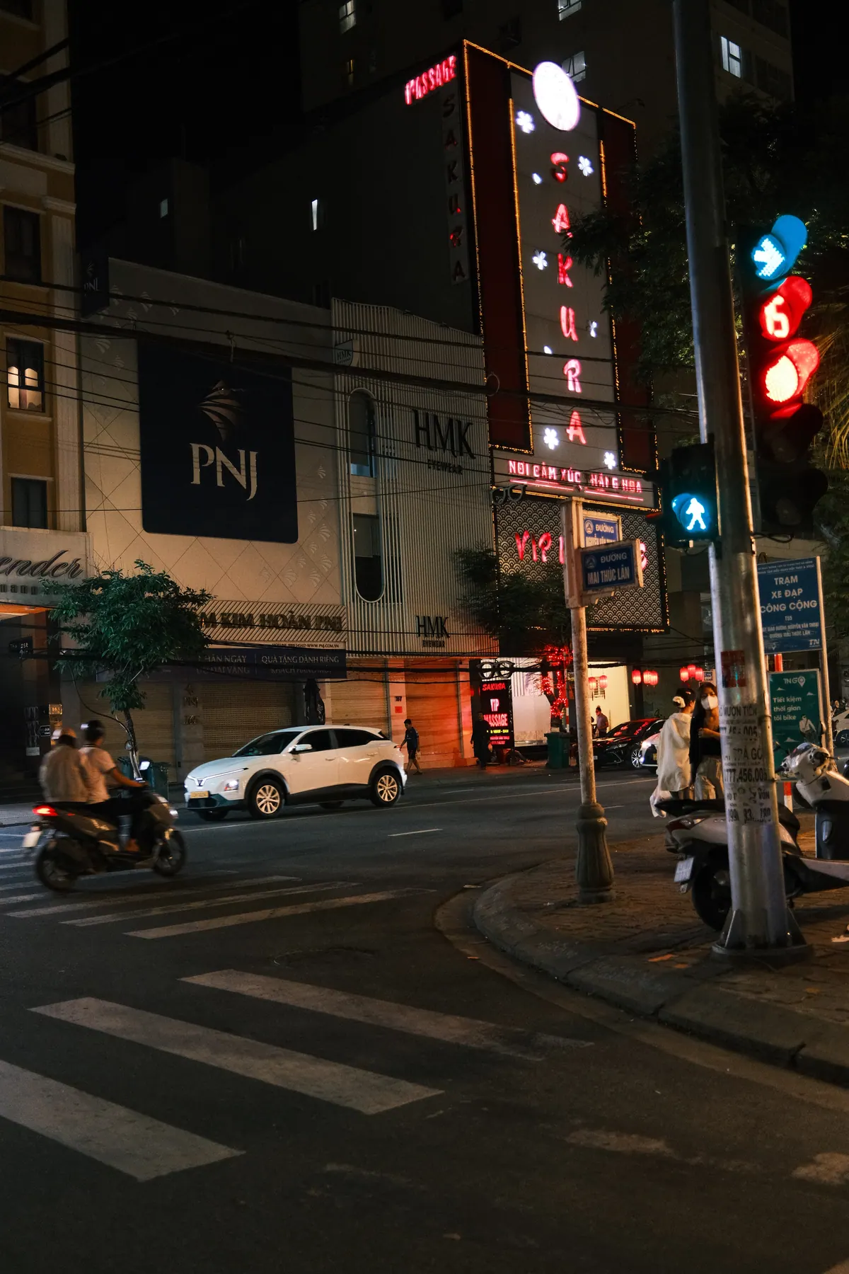 Vietnam photograph by Artem Shutkin, March